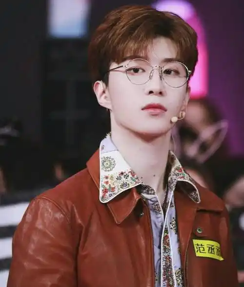 洪金宝承认送豪宅,范丞丞身世浮出,怎么回事呢?_范冰冰_电影_房子