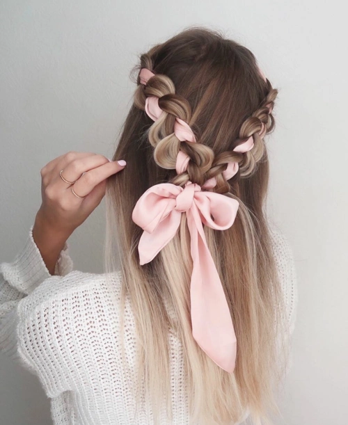 少女,你的法式复古还差个丝巾编发