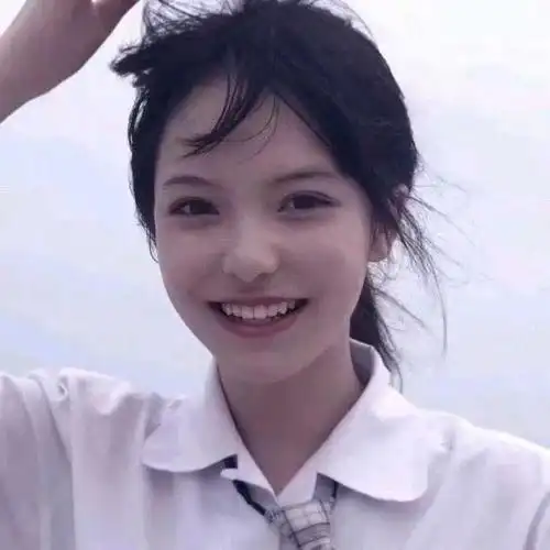 有哪些很干净的头像?