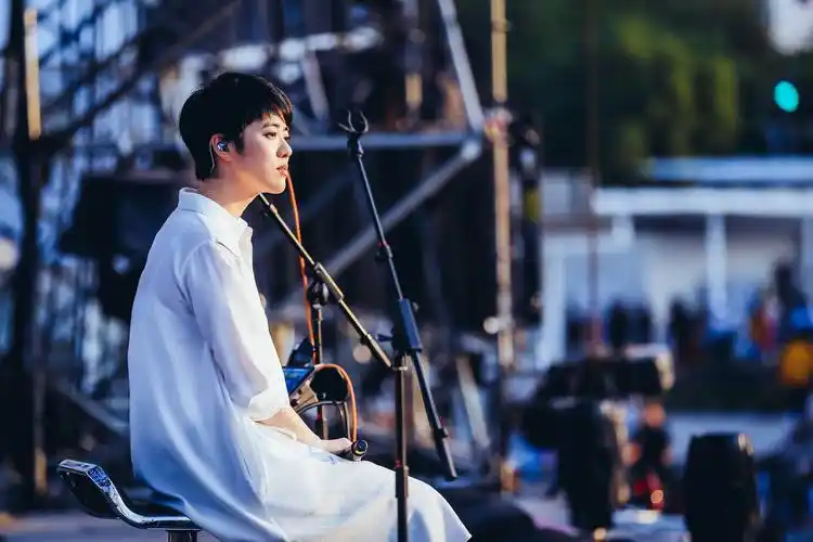 岑宁儿yoyosham全新单曲ride今日发布邀你共唱生命这首