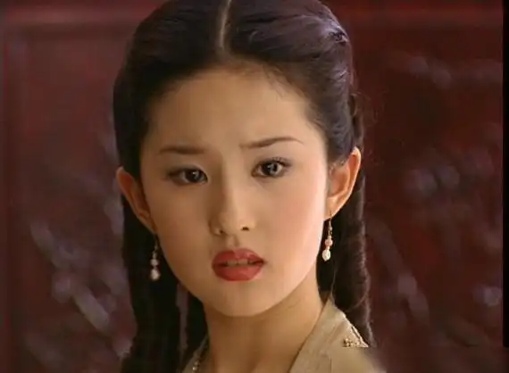 刘亦菲14岁出道全靠强大的背景妈妈才是女儿一生的好风水