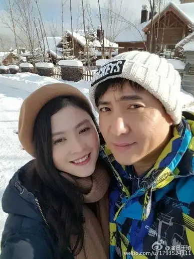 沈腾和女友王琦晒证宣布结婚 喜剧人一句玩笑引争论