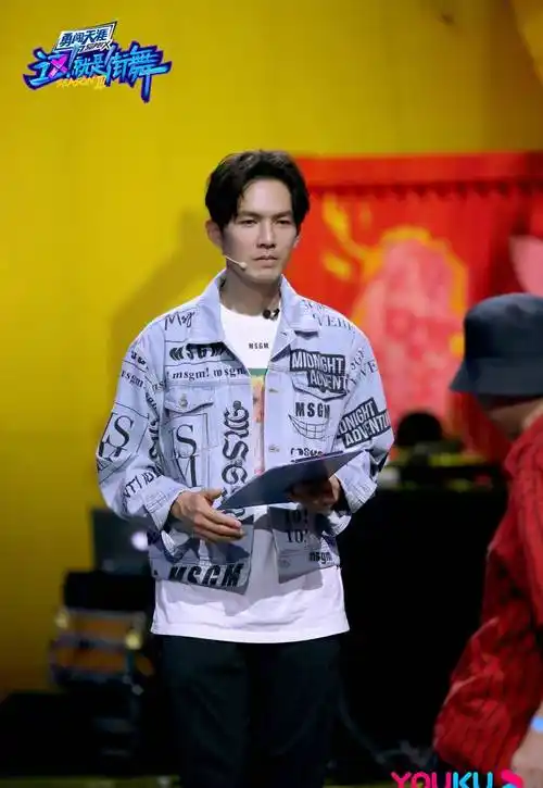 【这就是街舞】钟汉良竟是舞林高手 曾为梅艳芳张国荣伴舞_内地_舞技