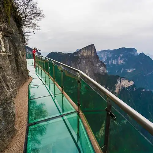 玻璃栈道-产品展示--河南奇景旅游开发有限公司