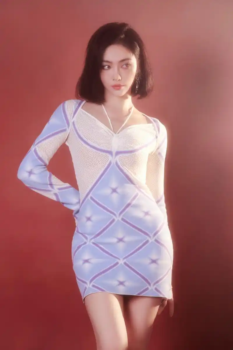 许佳琪好身材美腿写真图集