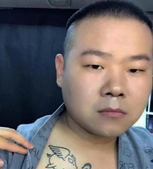 德云社演员谁有纹身郭德纲的纹身有何寓意郑州二七区纹身工作室小编来