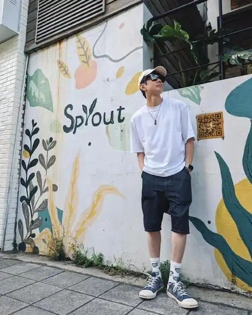 林俊杰丧尸街头风