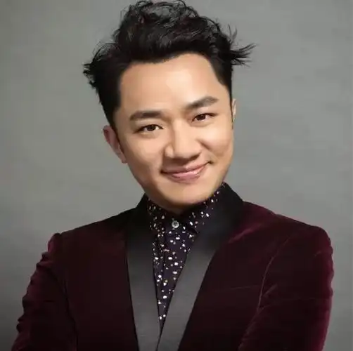 王祖蓝耍宝有方 tvb收视冠军《食为奴》内地掀小高潮_百科ta说