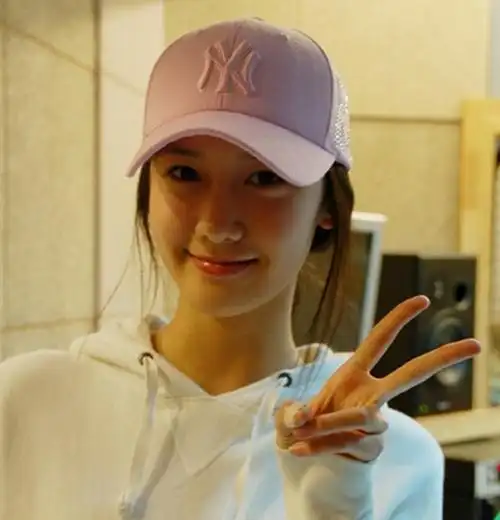 允儿出道早期旧照