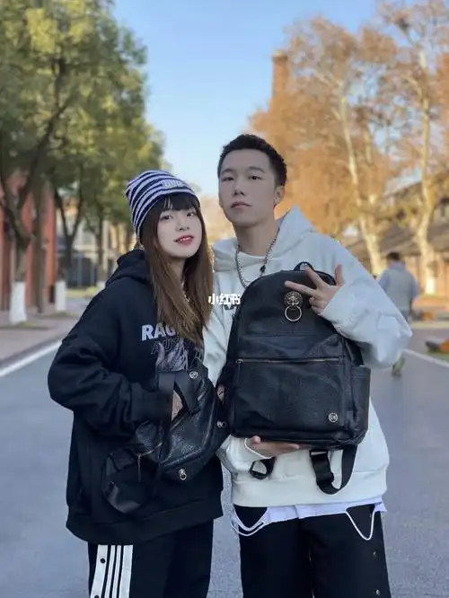 173&163冬季情侣91穿搭 | 双人合照怎么拍_穿搭_拍照_冬天去哪