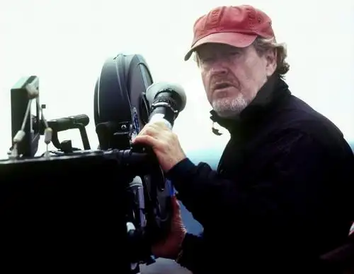 首页 电影资讯 [ 摘要]2013年最后一部进口片《双雄》,即将于明日(12