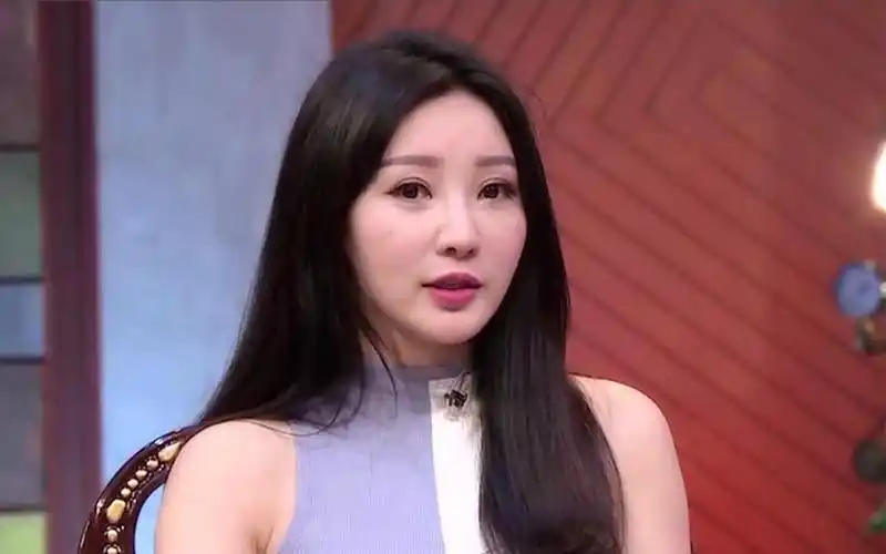 柳岩被问:身材是你闯荡娱乐圈最大武器吗?她的回应让全场笑翻