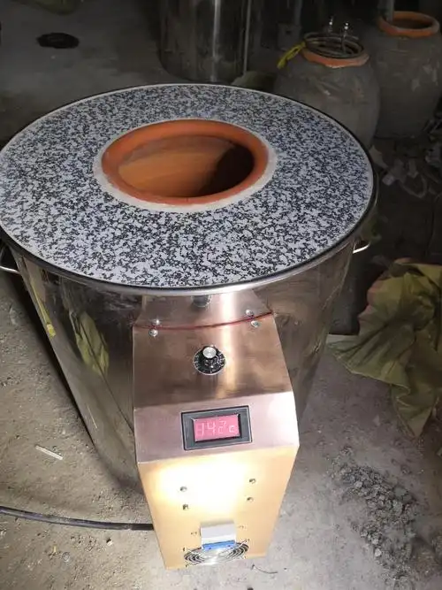 本店专业出售各类锅盔炉子,有镀锌,不锈钢,煤气/天然气,电炉