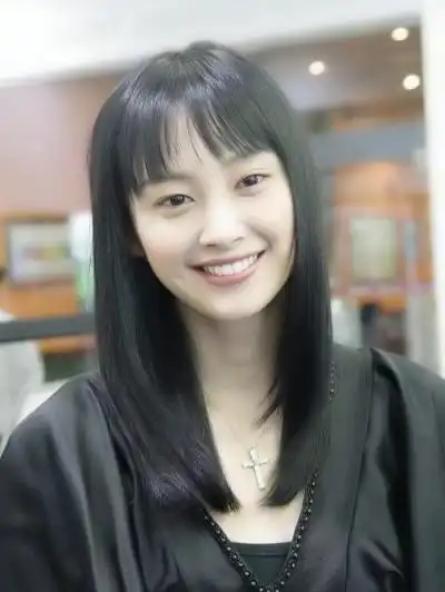 元斌结婚只花6000 妻子产后朴实美丽 网友:朴实又窝心