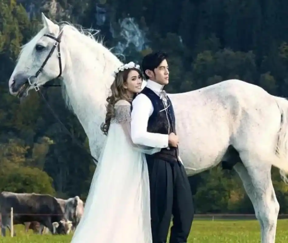 周杰伦公开和昆凌恋情的时候,很多人都不是很看好,认为昆凌年龄太小