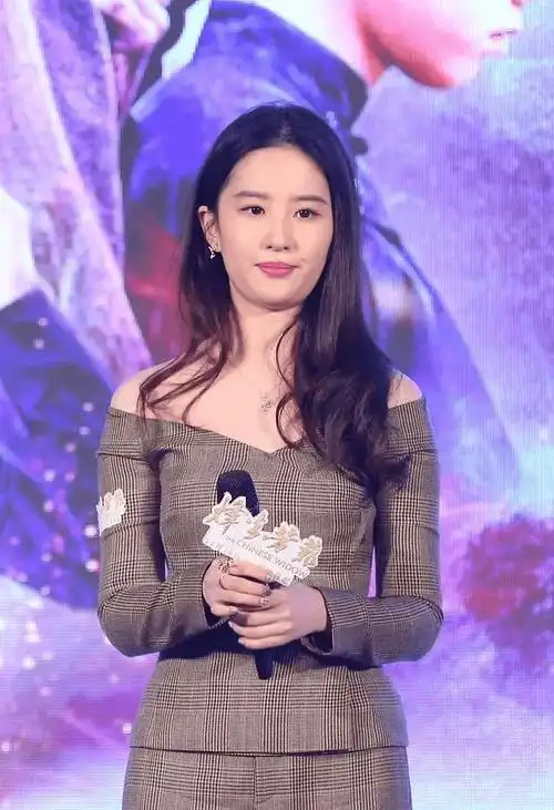 刘亦菲妆容画法,五步打造"神仙姐姐"裸妆_自然_化妆_脸部