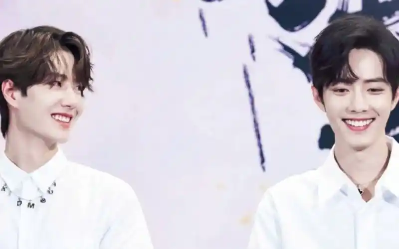 王一博肖战战哥弟弟爱你好了狗崽崽622快乐