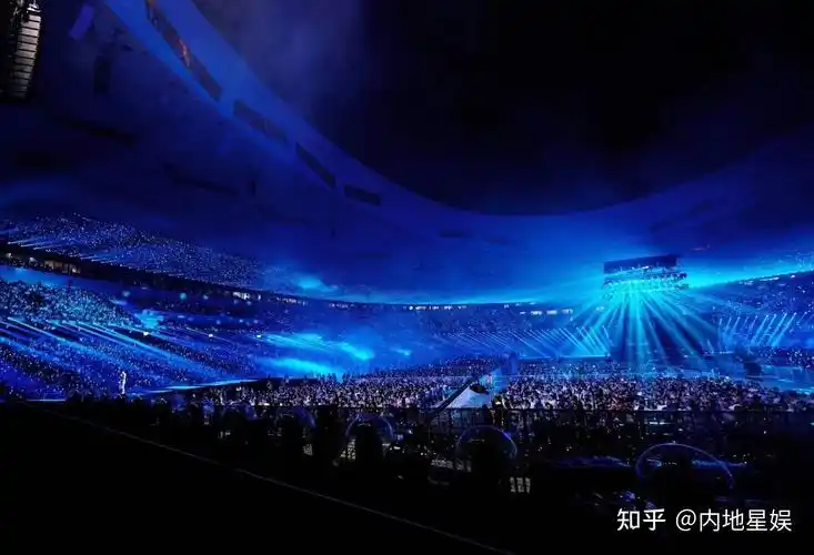 薛之谦天外来物北京站圆梦鸟巢18年炙热奔赴催泪无限