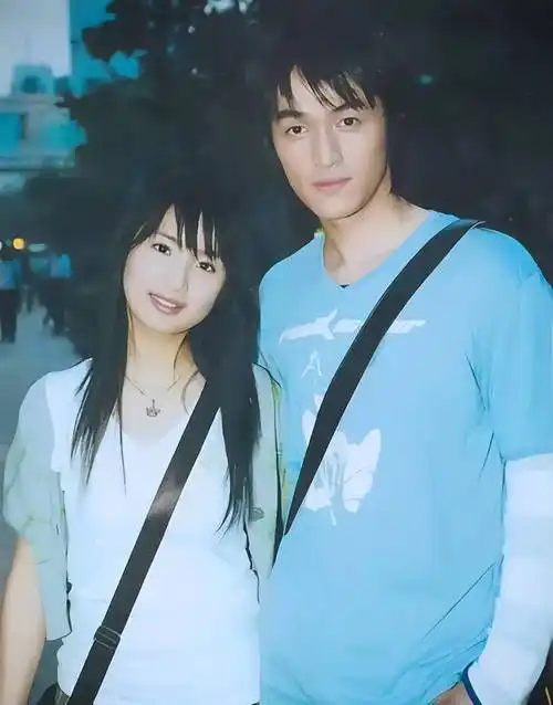 胡歌林依晨获封视帝视后,感谢彼此扶持,网友:董永小七顶峰相见