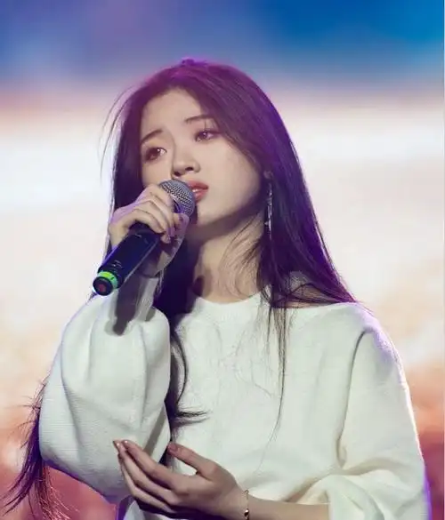 好声音冠军单依纯荣获咪咕音乐2020年霸榜歌手top1厉害