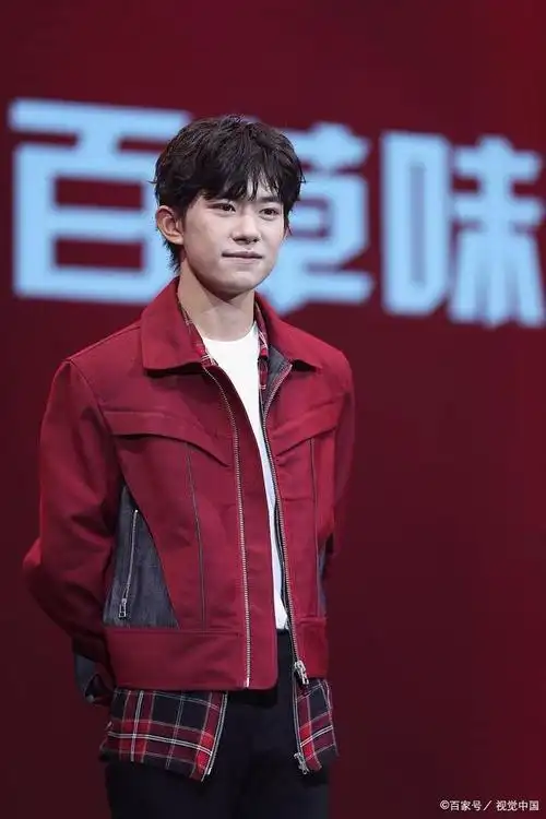 易烊千玺:十年之路,从少年到青年