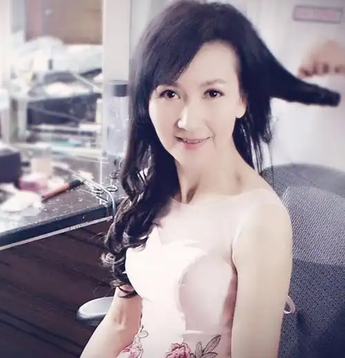 陈美琪年轻照片陈美琪生活照