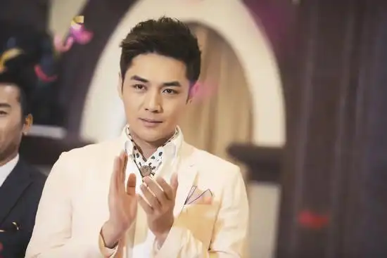 《爱的阶梯》在江苏卫视持续热播,前几集中演员霍政谚出演的宋子杨