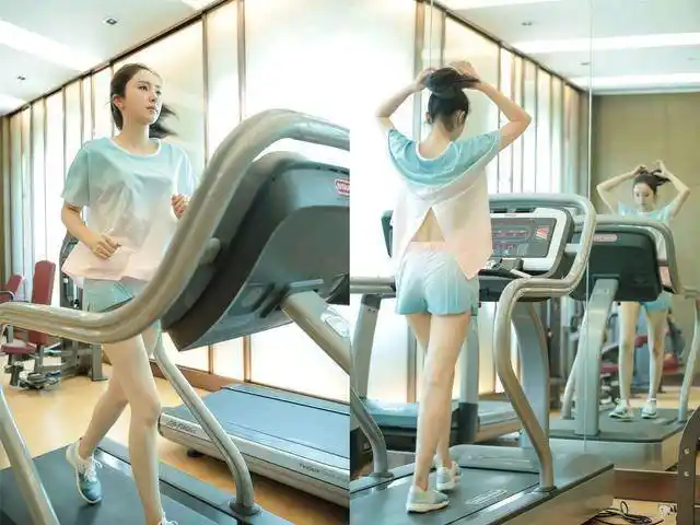 董璇离婚后越活越自律,40岁还有马甲线,穿运动内衣没一丝赘肉