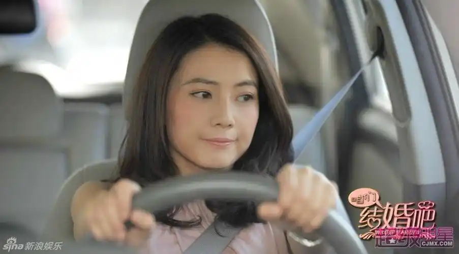 组图:《咱们结婚吧》高圆圆诠释无死角美女