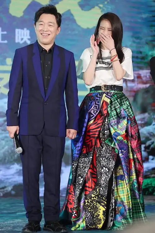 《一出好戏》首映舒淇落泪 为黄渤和工作人员而流