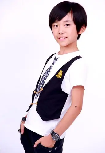 易烊千玺的图片?