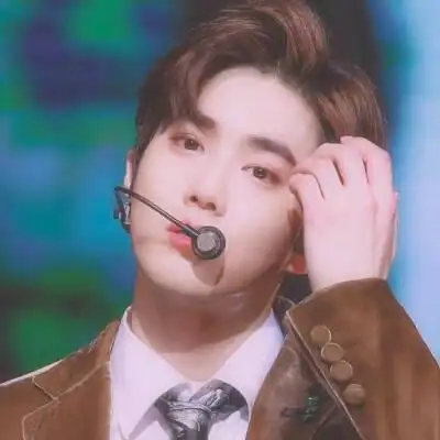 爱豆头像 ≮金俊勉≯cr边璃落