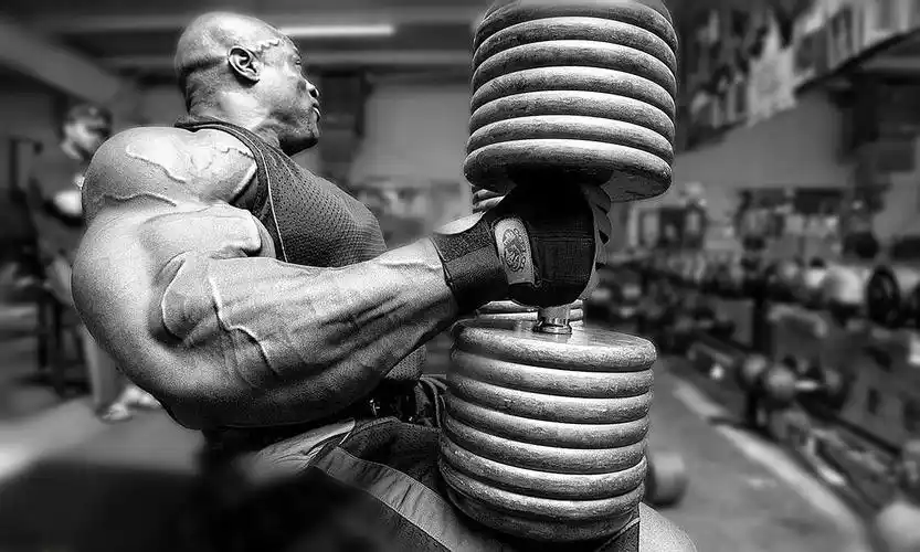 直击世界最强壮的人,堪称"魔鬼筋肉人",施瓦辛格也甘拜下风