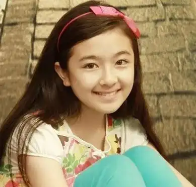 之后更是频频出现在家庭剧比如《中国式关系》中,成了很多人心目中的"