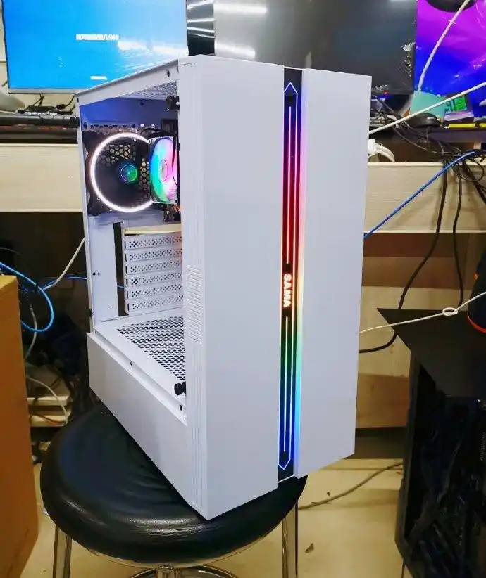 先马剑魔rgb白色做工还不错~便宜