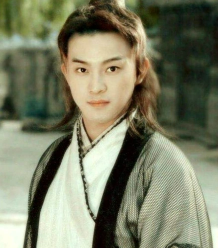 沙溢晒证件照示爱,粉丝一下道出精髓,胡可更不客气