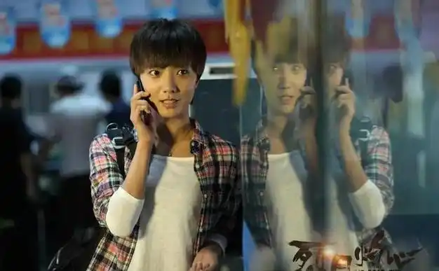 王珞丹性感造型前凸后翘占一半丝袜美腿独一份