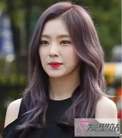 女生三七分卷发发型优雅迷人脸瘦一整圈