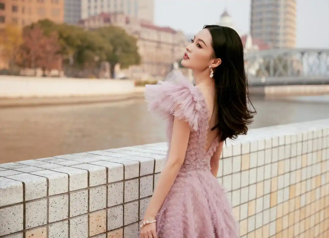 李沁清冷紫雾妆,轻纱曼妙梦幻唯美 #李沁