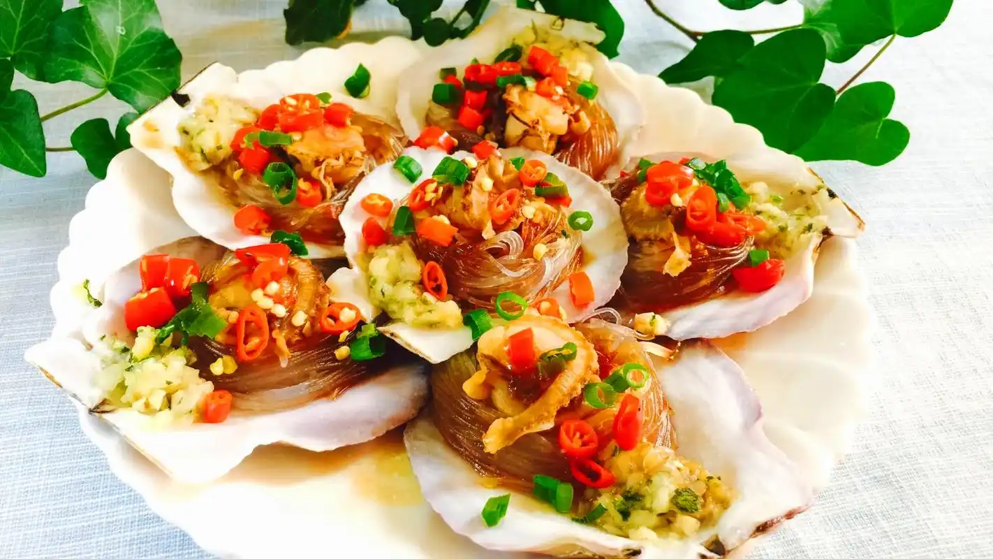 原创零基础也能做好的美食蒜蓉粉丝蒸扇贝健脑明目养颜护肤