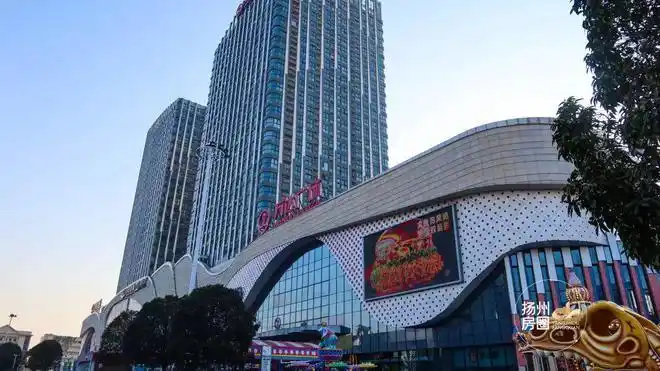 除了新世纪大酒店,淮左名都大酒店相继停业,惨淡退出,力宝广场升级为