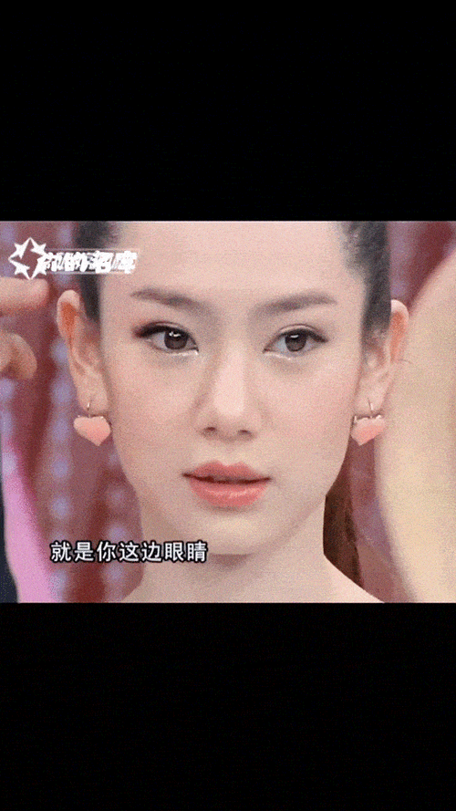 戚薇早期出道照片流出,年轻时走清纯可爱路线,第一眼被惊艳到了_少女