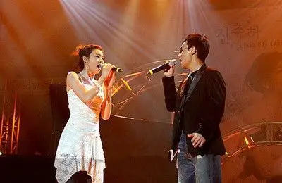 转编:经典情歌对唱合辑——《深情对唱 经典回味》(2cd/30首音画图文)