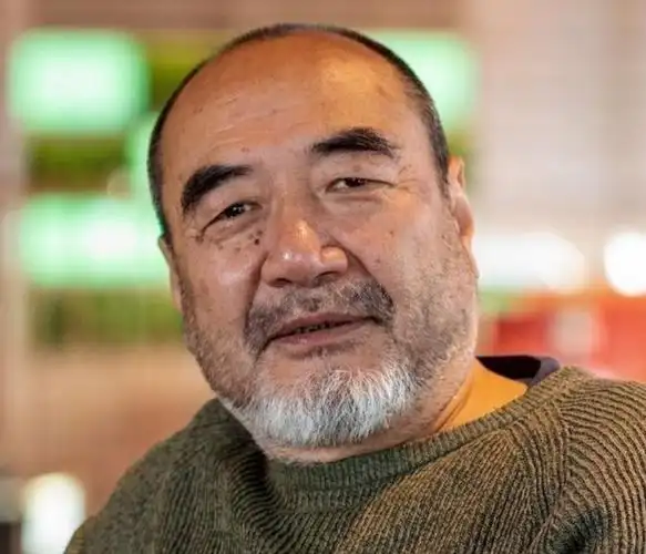 回顾演员李丁去世11年后儿子又不幸离世遗孀的选择令人泪目