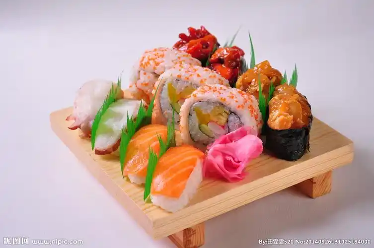 寿司拼盘图片