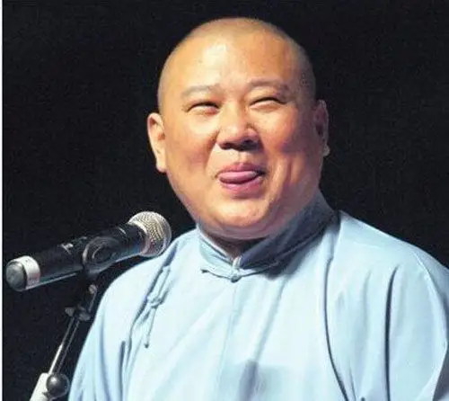 与郭德纲齐名的是他北漂时候的那些日子,那些因为没钱而从方庄走到