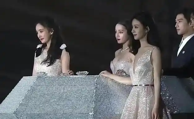 杨幂vs赵丽颖十四年明争暗斗大结局真相终于揭开