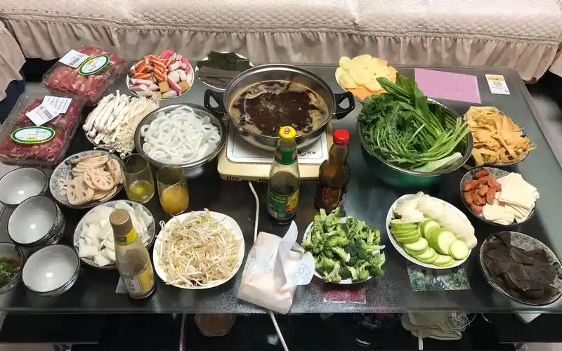 vlog—032 高中同学聚会/家里吃火锅 jason_哔哩哔哩_bilibili