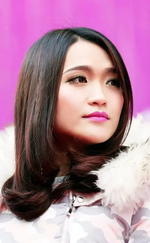 庄心妍,中国内地流行乐女歌手