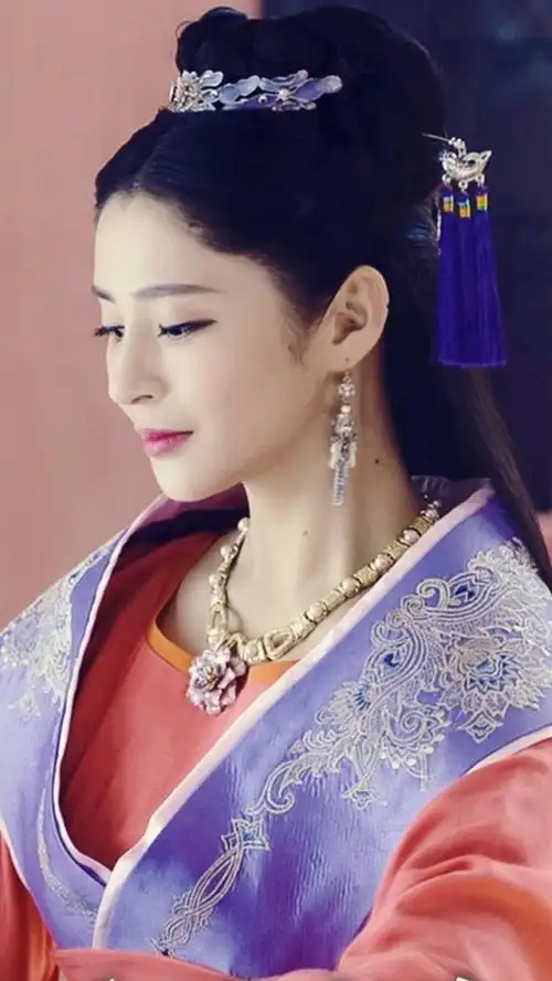 锦绣未央-李长乐-李心艾饰